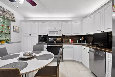 5099 Splendido Court, Unit #G, Boynton Beach, FL 33437 - Photo 15