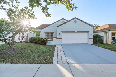 1410 SW 85th Avenue, Pembroke Pines, FL 33025 - Photo 5