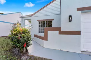 1410 SW 85th Ave, Pembroke Pines, FL 33025 - Photo 7