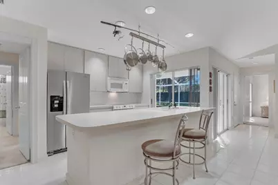 9503 Chapman Oak Court, Palm Beach Gardens, FL 33410 - Photo 11