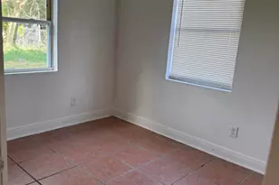 151 SE Castana Ct, Port Saint Lucie, FL 34983 - Photo 9