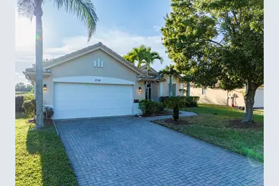 558 Waverly Circle, Port Saint Lucie, FL 34983 - Photo 5