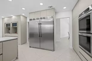 11937 Sandlake Dr, Boca Raton, FL 33428 - Photo 23