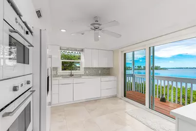 1470 SE Macarthur Boulevard, Stuart, FL 34996 - Photo 5