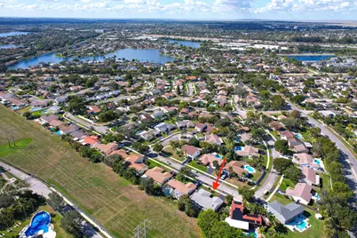 1060 Cedar Creek Way, Davie, FL 33325 - Photo 29