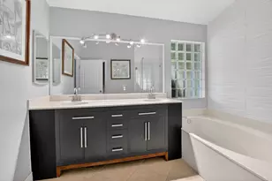 10789 Barque Ct, Boca Raton, FL 33498 - Photo 23