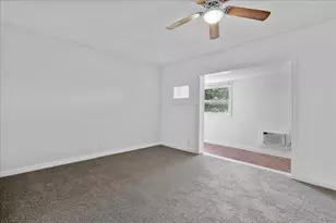 412 Sheffield Q, West Palm Beach, FL 33417 - Photo 5