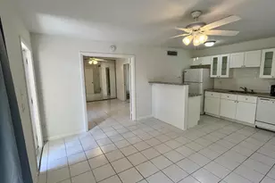 631 Executive Center Dr, West Palm Beach, FL 33401 - Photo 7