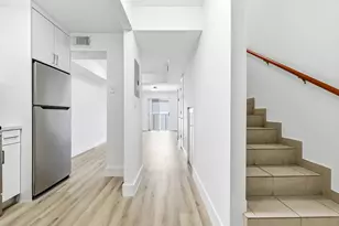 2925 W 80th St, Hialeah, FL 33018 - Photo 9