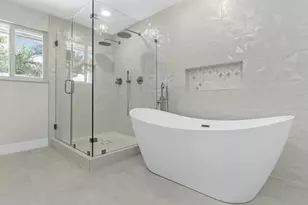 912 SE 8th Ct, Deerfield Beach, FL 33441 - Photo 17