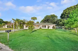 2652 Iroquois Ave, Fort Pierce, FL 34946 - Photo 29