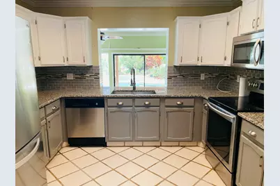 437 NE Bayberry Lane, Jensen Beach, FL 34957 - Photo 5