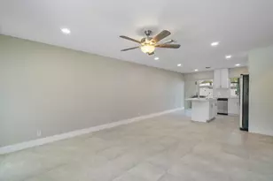 245 SW 6th St, Boca Raton, FL 33432 - Photo 5