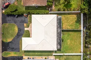 245 SW 6th St, Boca Raton, FL 33432 - Photo 23