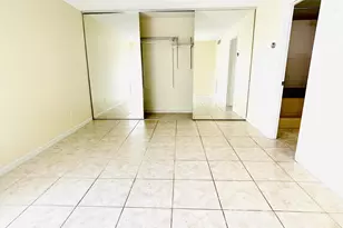 635 Executive Center Dr, West Palm Beach, FL 33401 - Photo 3