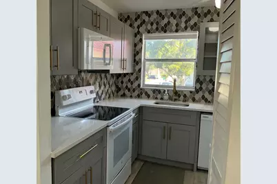 178 Lake Dora Drive, West Palm Beach, FL 33411 - Photo 9