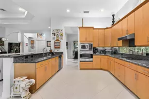 7208 Corning Cir, Boynton Beach, FL 33437 - Photo 3