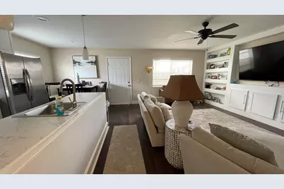 568 Burgundy L, Delray Beach, FL 33484 - Photo 3