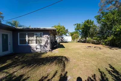 477 SE Asbury Lane, Port Saint Lucie, FL 34983 - Photo 17