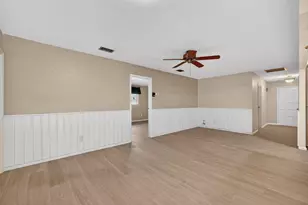 1444 NW Spruce Ridge Dr, Stuart, FL 34994 - Photo 17