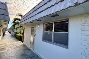 185 Valencia H, Delray Beach, FL 33446 - Photo 5