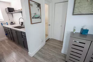 740 11th St, Miami Beach, FL 33139 - Photo 11