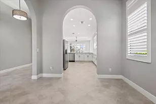 10464 SW Visconti Way, Port Saint Lucie, FL 34986 - Photo 9