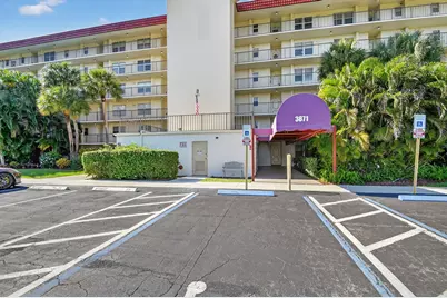 3871 Via Poinciana, Unit #403, Lake Worth, FL 33467 - Photo 3
