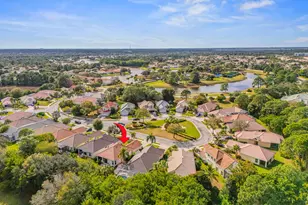 568 SW New Castle Cove, Port Saint Lucie, FL 34986 - Photo 3