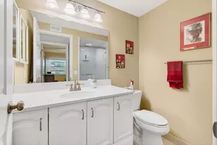 222 Burgundy E, Delray Beach, FL 33484 - Photo 35