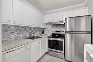 1034 Ashby D, Deerfield Beach, FL 33442 - Photo 11