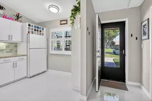 8479 Boca Glades Blvd E, Boca Raton, FL 33434 - Photo 5