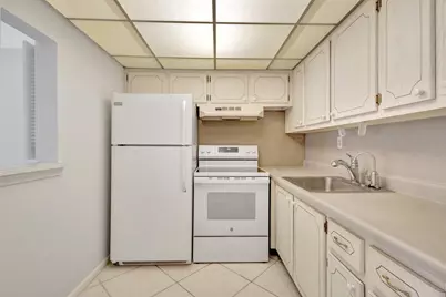 398 Sheffield Q, West Palm Beach, FL 33417 - Photo 15