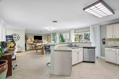 401 SE 14th Avenue, Pompano Beach, FL 33060 - Photo 9
