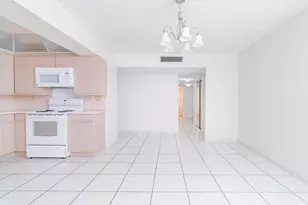 20341 NE 30th Ave, Aventura, FL 33180 - Photo 11