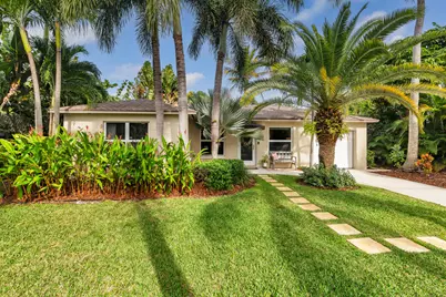 353 Orange Way, West Palm Beach, FL 33405 - Photo 1