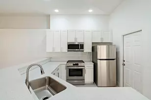 4908 Paleo Pines Cir, Fort Pierce, FL 34951 - Photo 5