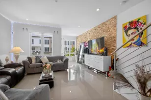 10225 NW 63rd Terrace, Doral, FL 33178 - Photo 3