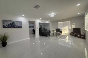 255 Glouchester St, Boca Raton, FL 33487 - Photo 3