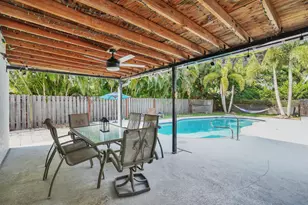 101 NW 9th St, Boca Raton, FL 33432 - Photo 25
