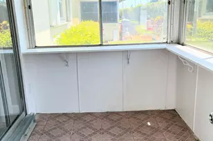 2911 Ashley Dr W, West Palm Beach, FL 33415 - Photo 11