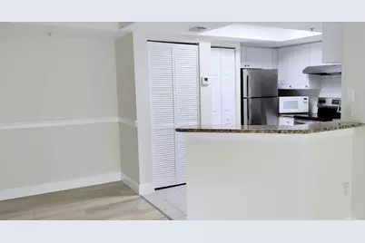 1000 Crestwood Court S, Unit #1008, Royal Palm Beach, FL 33411 - Photo 7