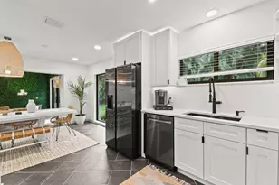 630 NE 15th Pl, Boynton Beach, FL 33435 - Photo 13