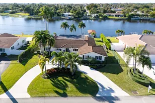 7025 Pine Tree Ln, Lake Clarke Shores, FL 33406 - Photo 1