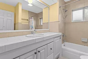1540 SW 56th Ave, Plantation, FL 33317 - Photo 21