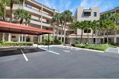 7546 La Paz Boulevard #205, Boca Raton, FL 33433 - Photo 1