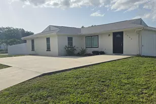 1285 SE Port St Lucie Blvd, Port Saint Lucie, FL 34952 - Photo 1