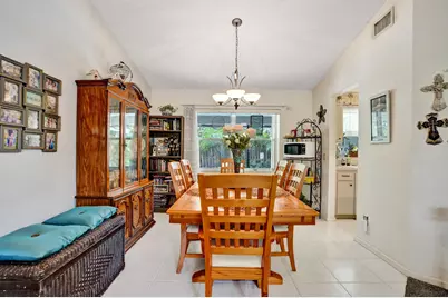 194 Parkwood Drive, Royal Palm Beach, FL 33411 - Photo 19