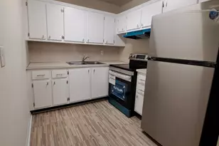 42 Waltham B, West Palm Beach, FL 33417 - Photo 5