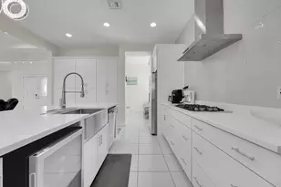 5845 Whippoorwill Cir, Westlake, FL 33470 - Photo 15